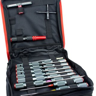Ultimate UR8804X Werkzeugtasche gro inkl. 18 Werkzeuge